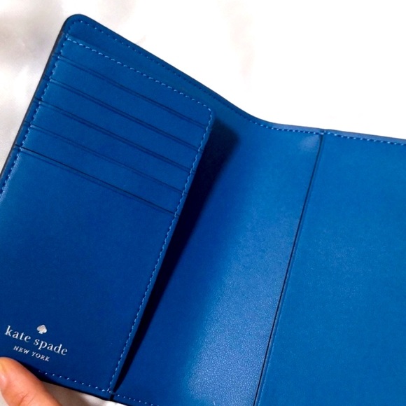 New Kate Spade arctic friends penguin passport holder - Picture 11 of 12